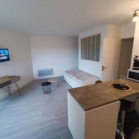 Appartement Tout Equipe 2 A 4 Couchages St Charles Марсель Екстер'єр фото